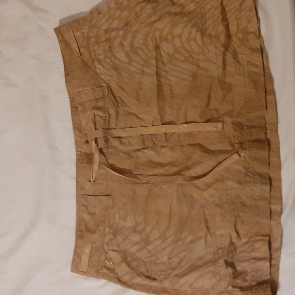 Cute yellowish brownish mini skirt
